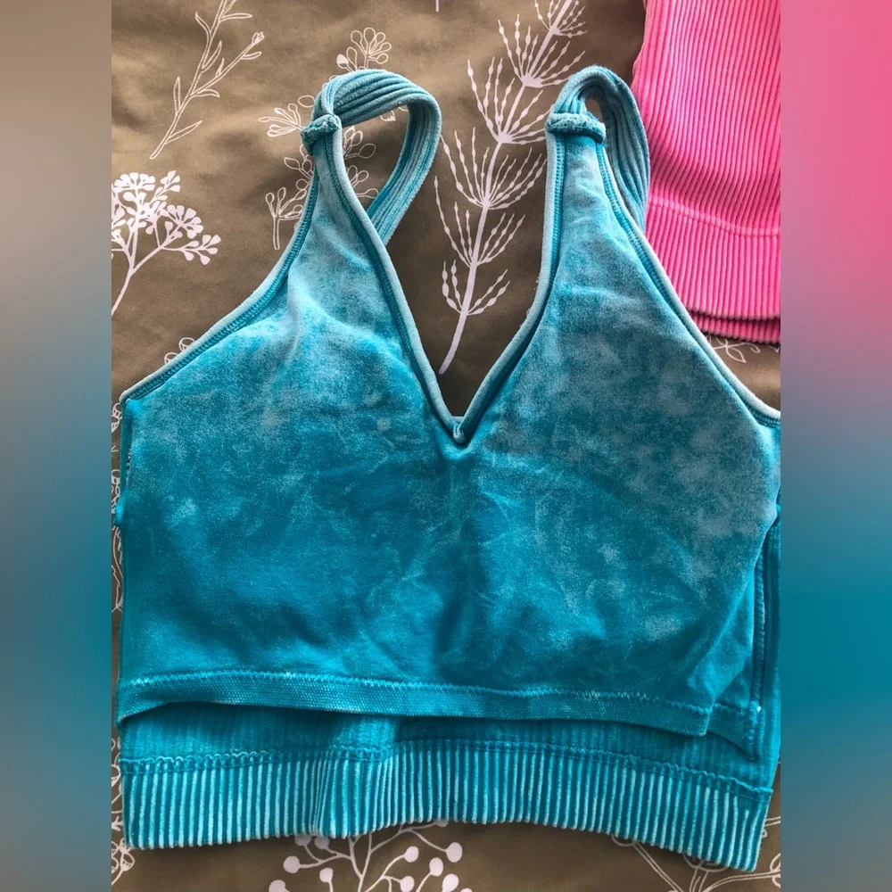 Zenana Outfitters removable padding